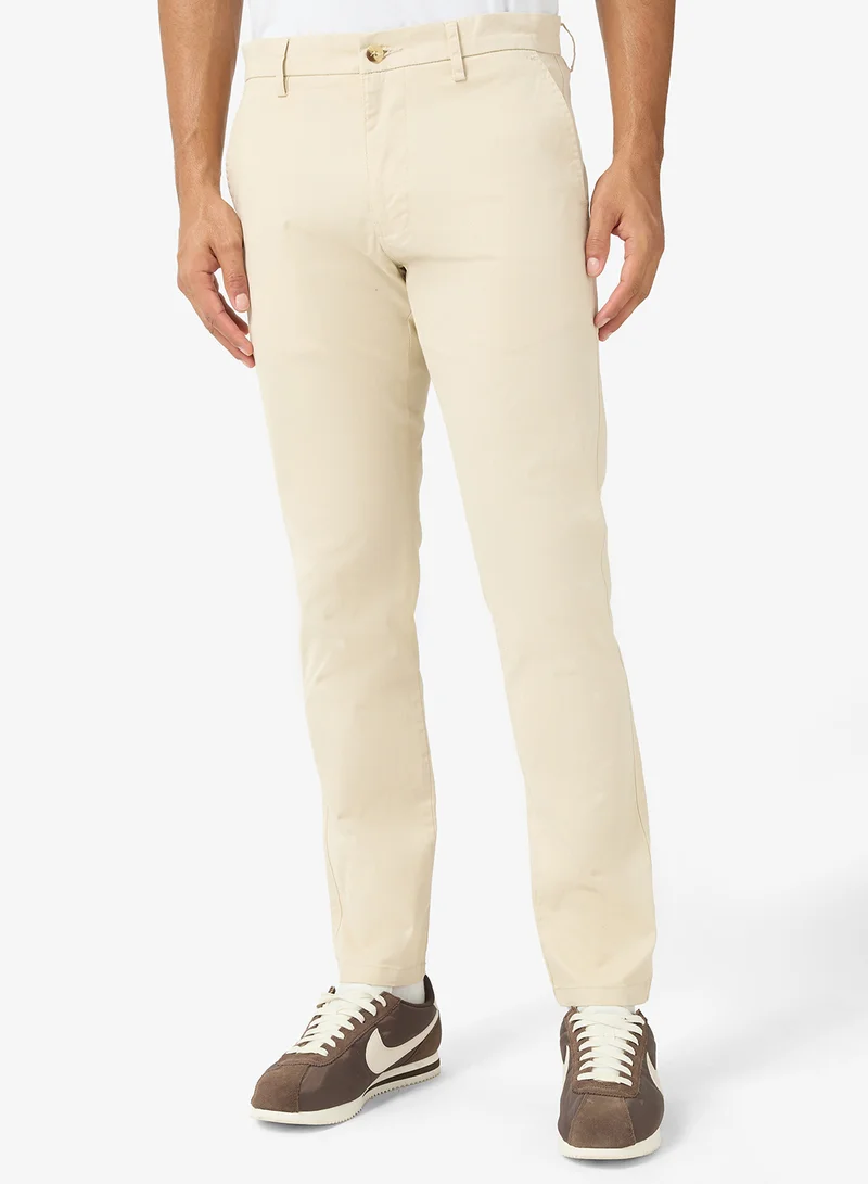 روبرت وود تشينو ذكي بقصة مستدقة